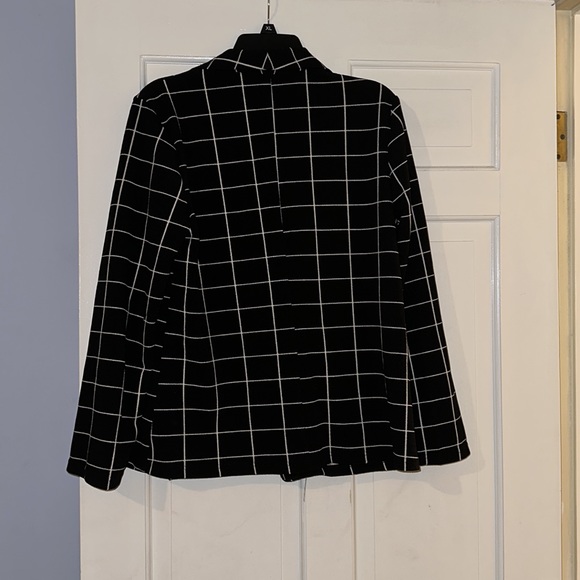 SHEIN blazer - Picture 2 of 2